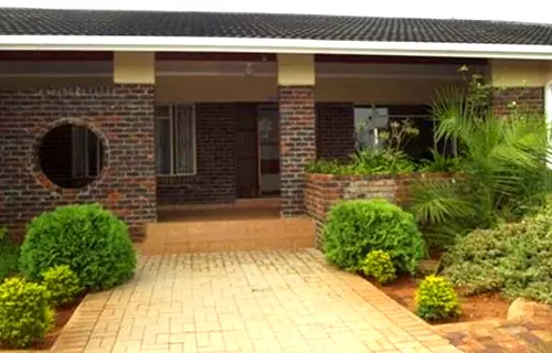 Ngwanesho Guest House