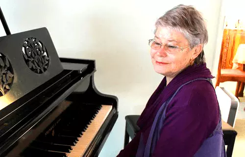 Valerie Kerr Pianist and Composer