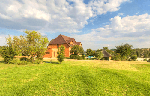 Howard & Currie Country Estates