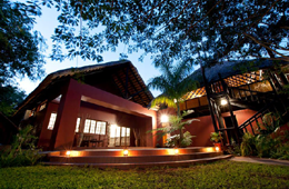 Ndumu River Lodge