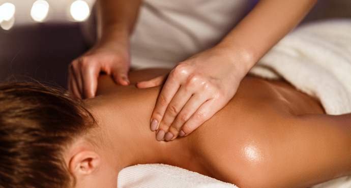 Shoulder Massage Treatment